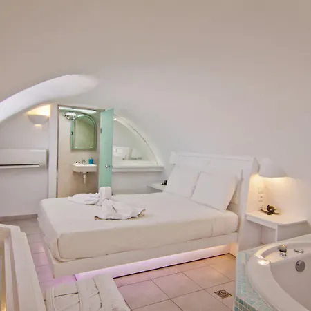Merovigliosso Hotell 3*