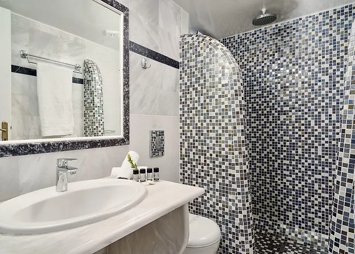 Merovigliosso 3* Imerovigli (Santorini)